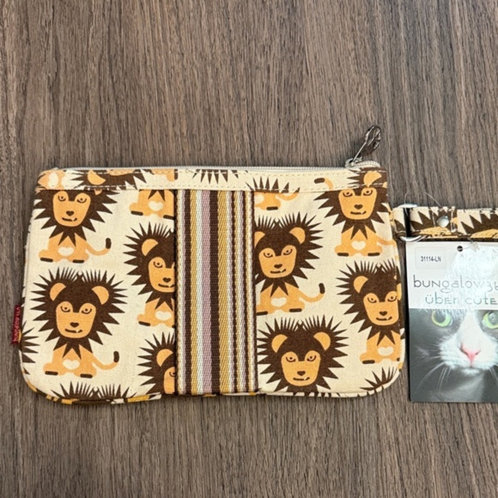NWT bungalow 360 Lion Print Pouch with Stripes